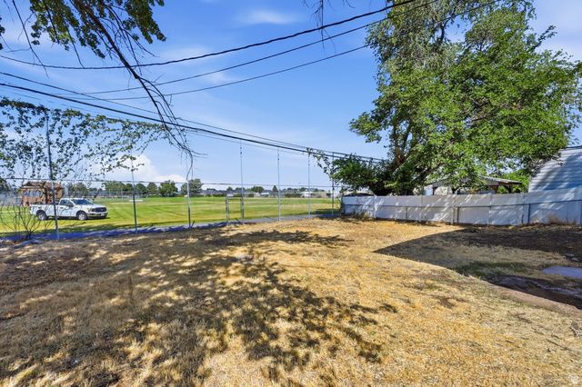 5417 S 700 E, South Ogden, UT 84405