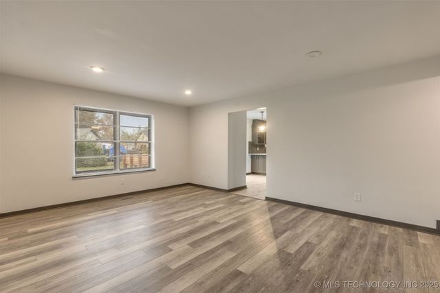 9118 E 47th Street, Tulsa, OK 74145