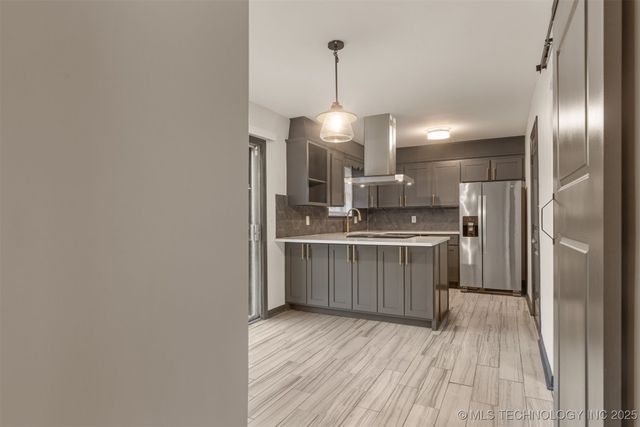 9118 E 47th Street, Tulsa, OK 74145