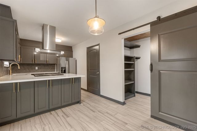 9118 E 47th Street, Tulsa, OK 74145