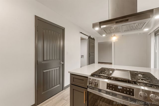 9118 E 47th Street, Tulsa, OK 74145