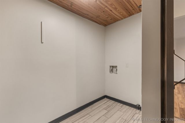 9118 E 47th Street, Tulsa, OK 74145