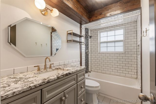 9118 E 47th Street, Tulsa, OK 74145