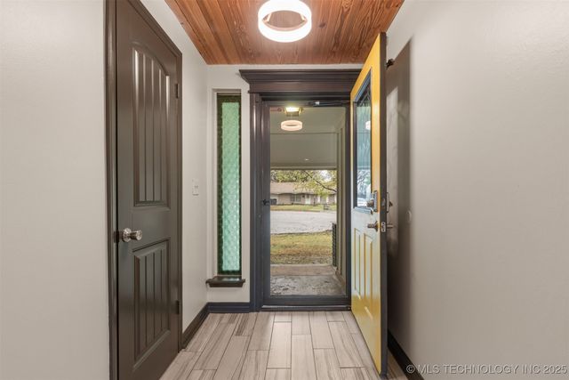 9118 E 47th Street, Tulsa, OK 74145