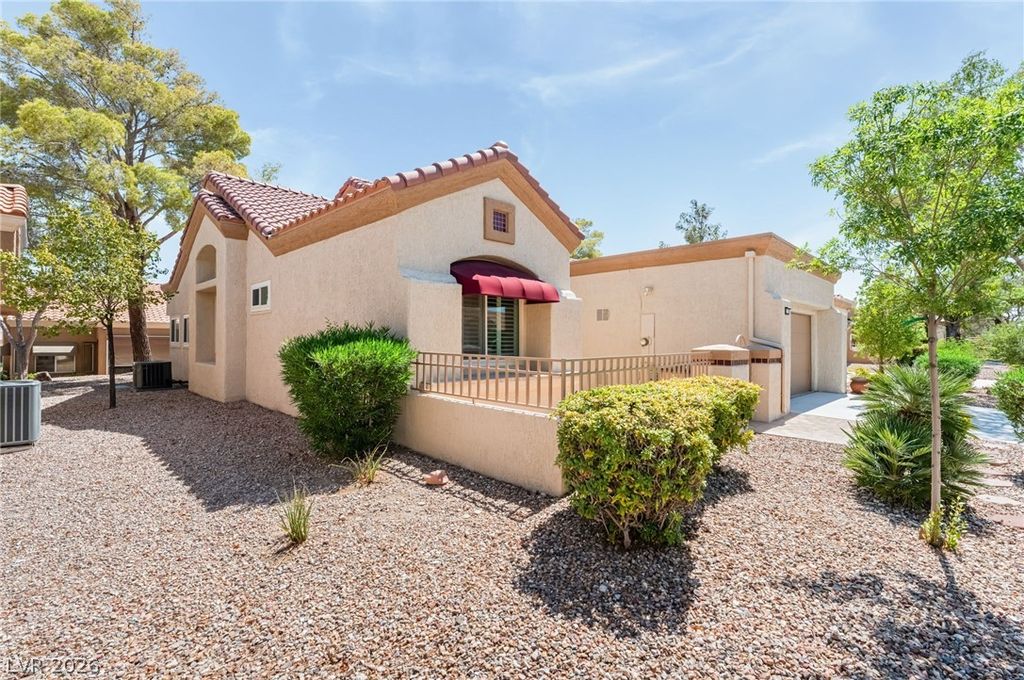 2520 Palmridge Drive, Las Vegas, NV 89134 — photo 4