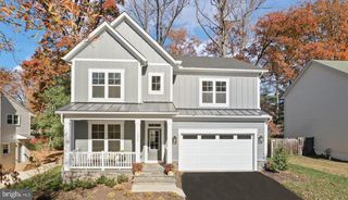 611 TAPAWINGO RD SW, Vienna, VA 22180