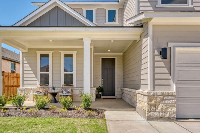 141 Sincere DR, Kyle, TX 78640