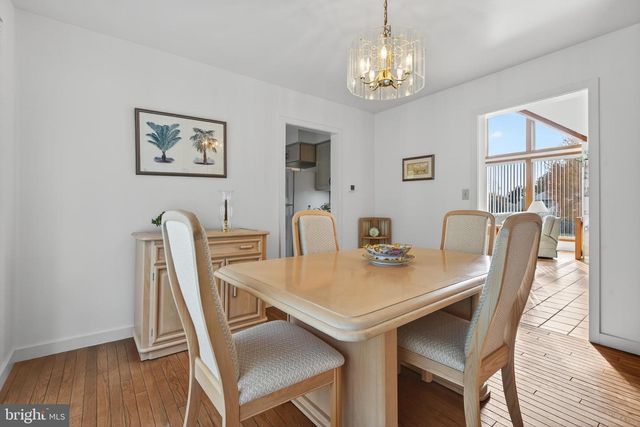 1049 SIGNAL HILL LANE LN, Lancaster, PA 17601