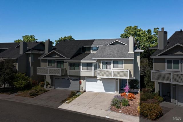 21 Briarwood Ct, Novato, CA 94947