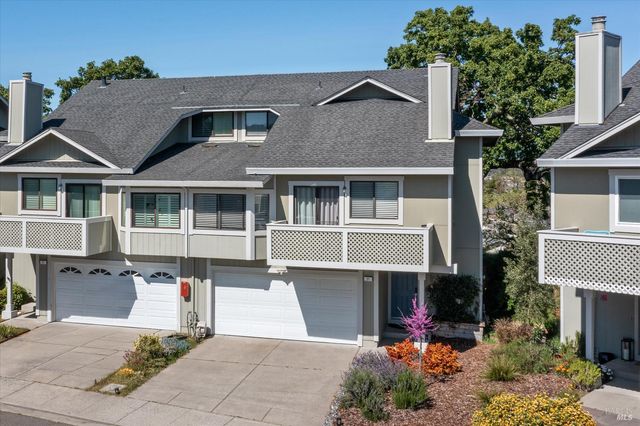 21 Briarwood Ct, Novato, CA 94947
