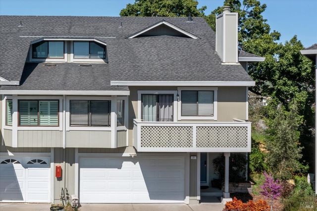 21 Briarwood Ct, Novato, CA 94947
