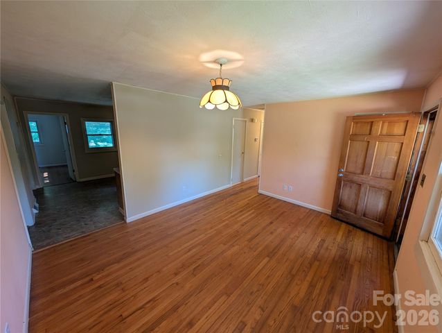 202 Melody Circle, Swannanoa, NC 28778