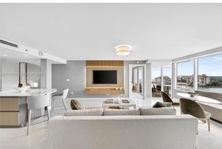 400 S Pointe Dr 1501, Miami Beach, FL 33139