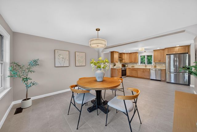 101 Currier Drive, Manchester, NH 03104