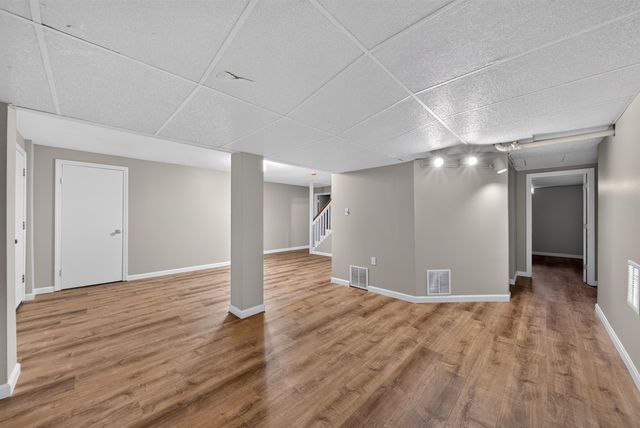 101 Currier Drive, Manchester, NH 03104