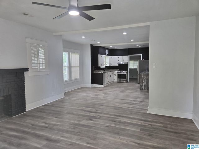 821 4TH AVENUE W, Birmingham, AL 35204