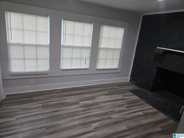 821 4TH AVENUE W, Birmingham, AL 35204