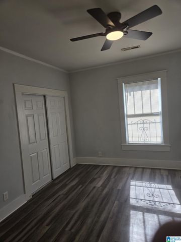 821 4TH AVENUE W, Birmingham, AL 35204