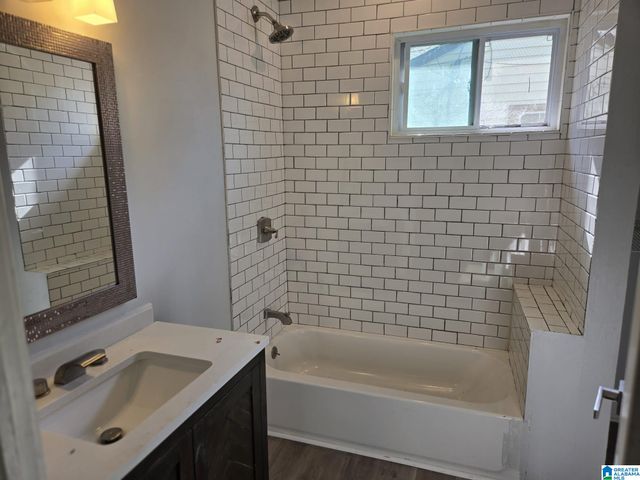 821 4TH AVENUE W, Birmingham, AL 35204