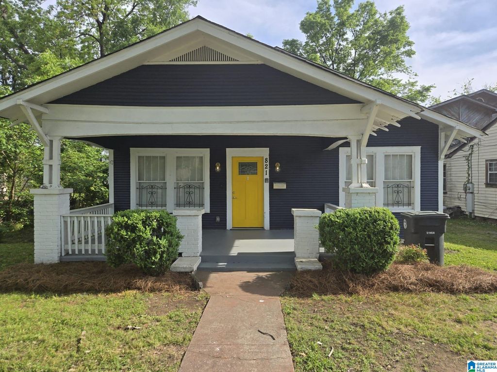 821 4TH AVENUE W, Birmingham, AL 35204
