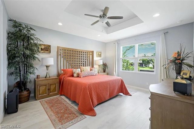 2214 Isle Of Pines AVE, Fort Myers, FL 33905