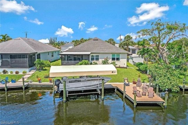 2214 Isle Of Pines AVE, Fort Myers, FL 33905