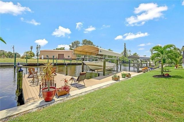 2214 Isle Of Pines AVE, Fort Myers, FL 33905