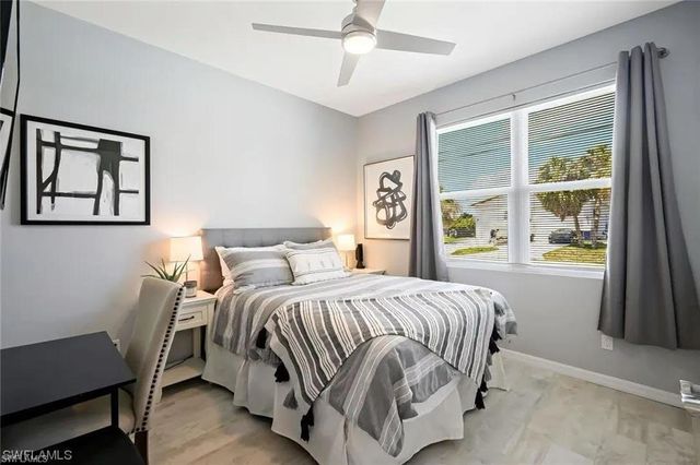 2214 Isle Of Pines AVE, Fort Myers, FL 33905
