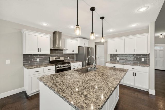 748 N Century Avenue, Republic, MO 65738