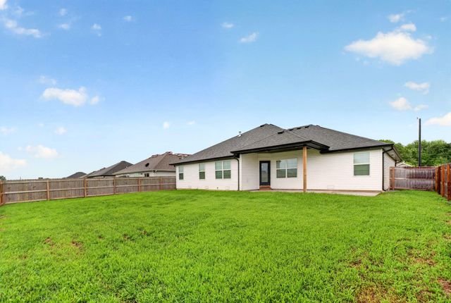 748 N Century Avenue, Republic, MO 65738