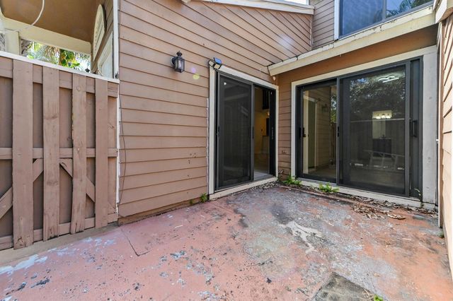 7184 Sportsmans Drive, North Lauderdale, FL 33068