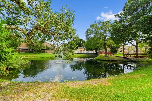 7184 Sportsmans Drive, North Lauderdale, FL 33068