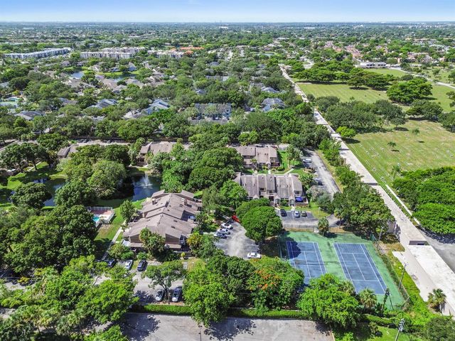 7184 Sportsmans Drive, North Lauderdale, FL 33068