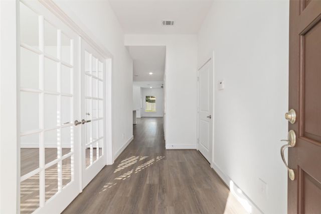 919 Golden Willow Lane, Conroe, TX 77304