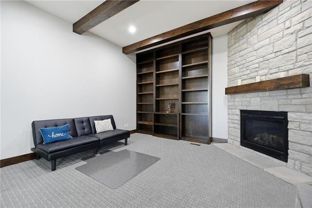11315 W 166th Terrace, Overland Park, KS 66221