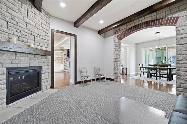 11315 W 166th Terrace, Overland Park, KS 66221