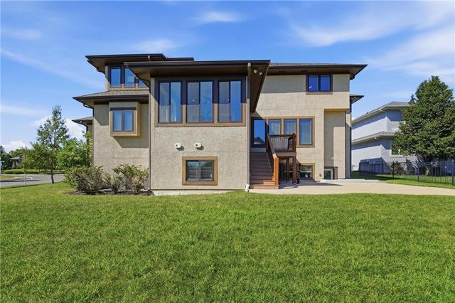 11315 W 166th Terrace, Overland Park, KS 66221