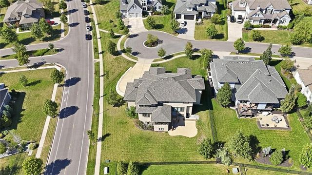 11315 W 166th Terrace, Overland Park, KS 66221