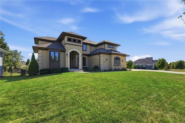 11315 W 166th Terrace, Overland Park, KS 66221