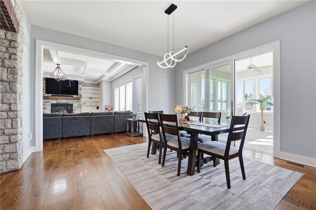 11315 W 166th Terrace, Overland Park, KS 66221