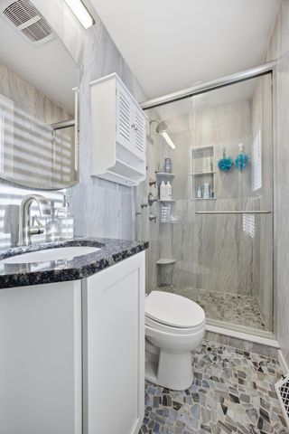 5422 35th Street S, Fargo, ND 58104