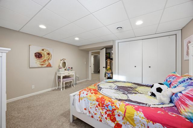 5422 35th Street S, Fargo, ND 58104