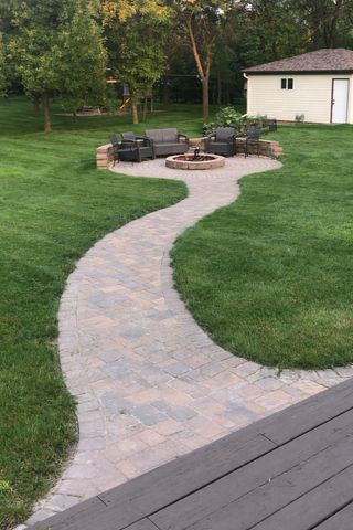 5422 35th Street S, Fargo, ND 58104