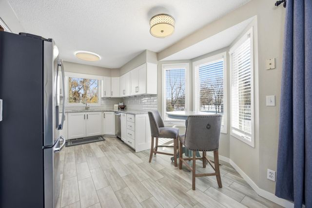 5422 35th Street S, Fargo, ND 58104