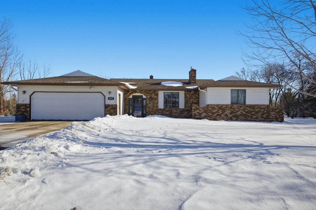 5422 35th Street S, Fargo, ND 58104