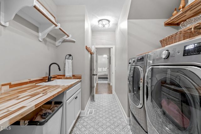 2240 Madison Creek Drive, Apex, NC 27502