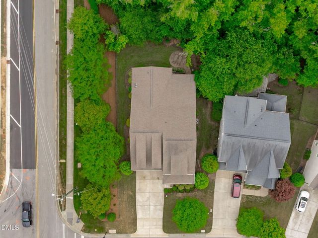 2240 Madison Creek Drive, Apex, NC 27502