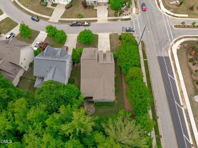 2240 Madison Creek Drive, Apex, NC 27502