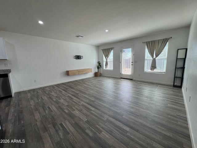 227 W DOUGLAS Avenue, Coolidge, AZ 85128