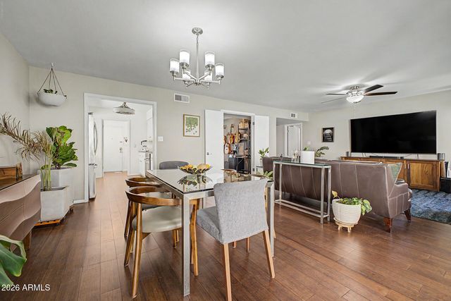 4316 E PICCADILLY Road, Phoenix, AZ 85018